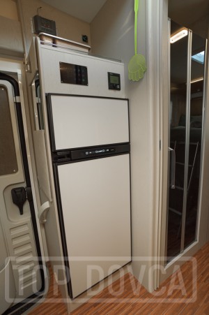 Interiér obytného vozu Rimor Seal 695 - 2021 typu alkovna