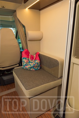 Interiér obytného vozu Rimor Seal 695 - 2021 typu alkovna