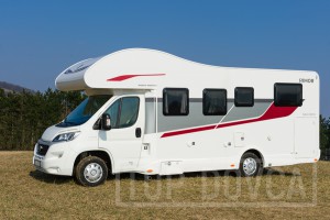 Vybavený obytný vůz Rimor Seal 695 - 2021 typu alkovna